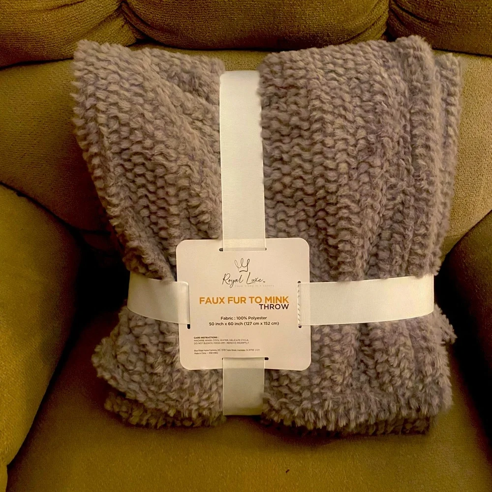 NEW Royal Luxe gray throw blanket